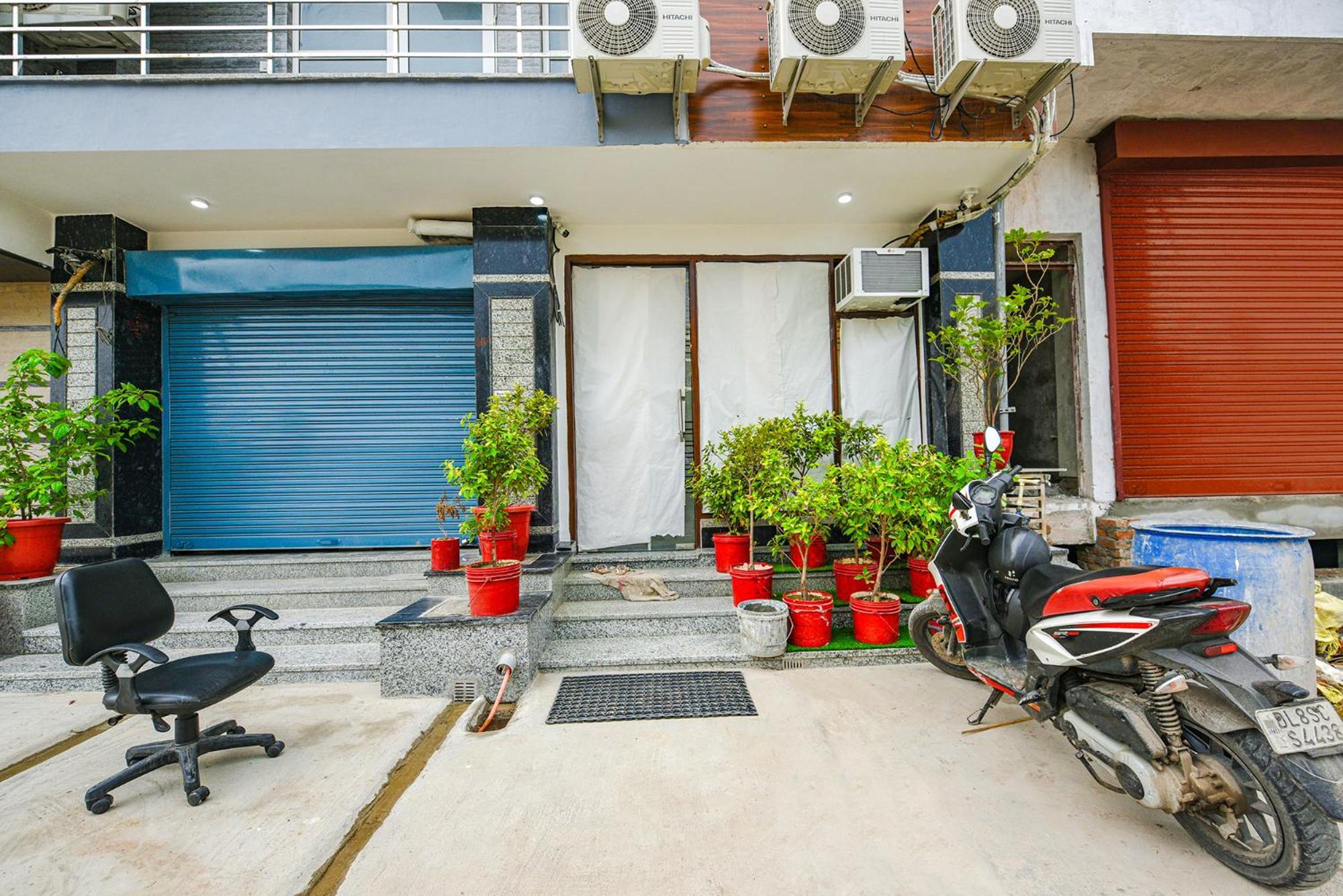 Fabhotel Sparkling - Nr Yashobhoomi Convention Centre Delhi  Extérieur photo